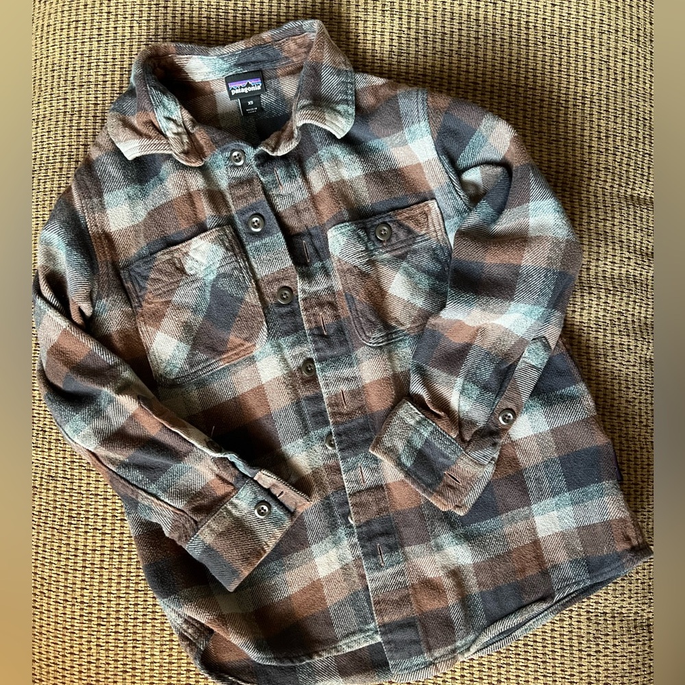 Patagonia flannel, XS kids